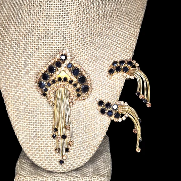 Alice Caviness Rhinestone Demi - Picture 4 of 4